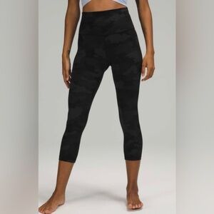 Lululemon Align Crop 21” Heritage 365 Camo Deep Coal Multi leggings black grey 4